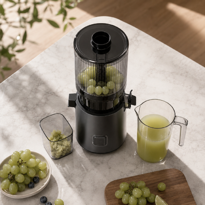 Fresh Smart HJ303 超広口スロージューサー – 155mm投入口、2400mlホッパー、200Wコールドプレス＆セルフクリーニングで家族のジュースタイムを楽しくするジューサー